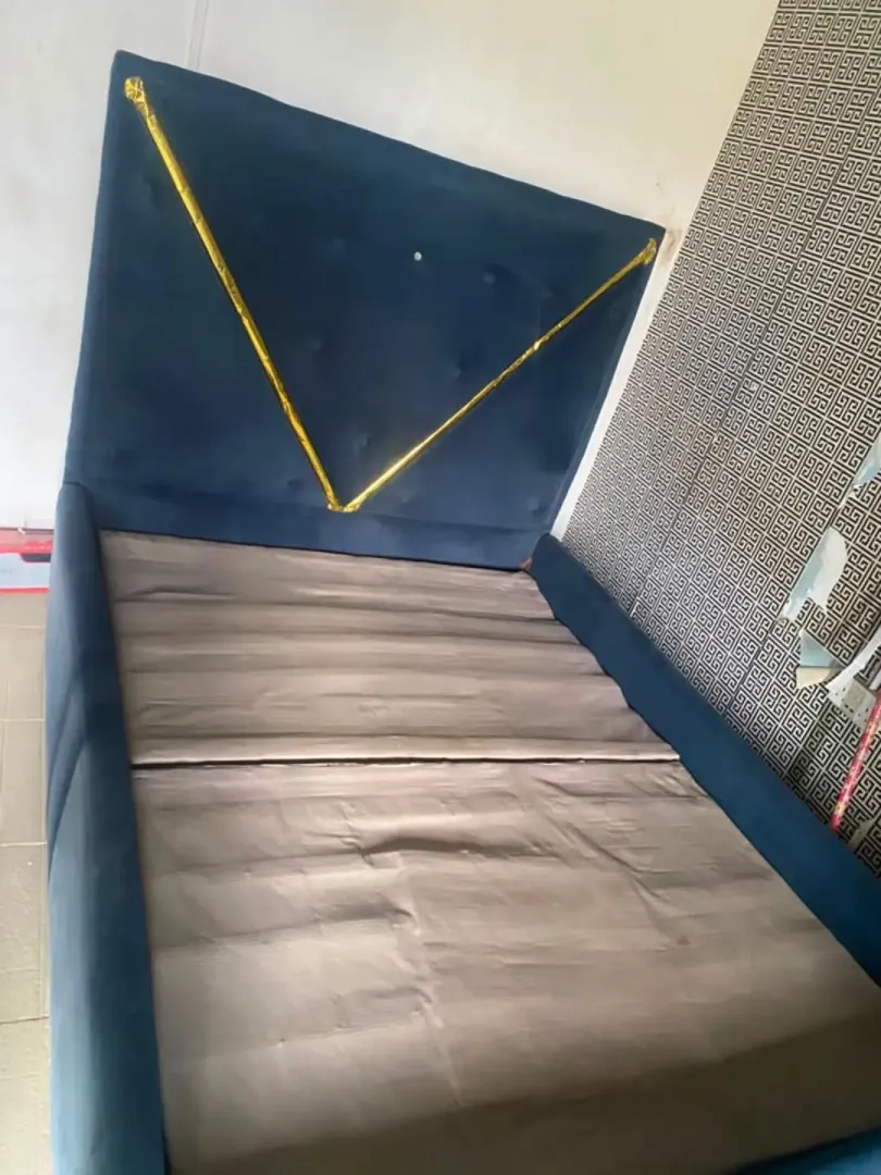 4.5x6 upholstered bed frame with Mouka mattress